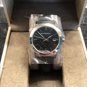 Burberry BU9009 Black Dial Leather Watch